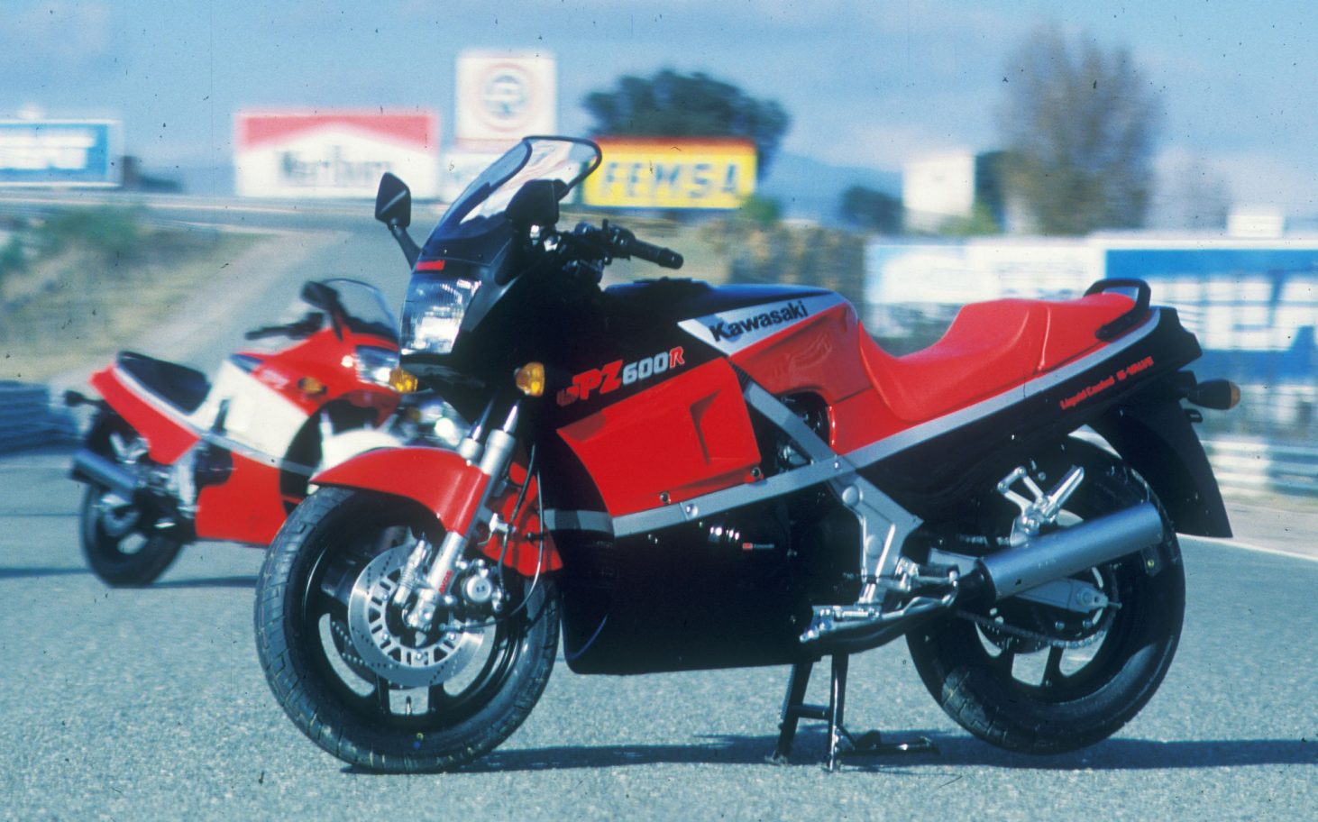 Historie | Kawasaki